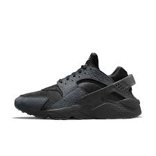 nike-air-huarache-triple-black